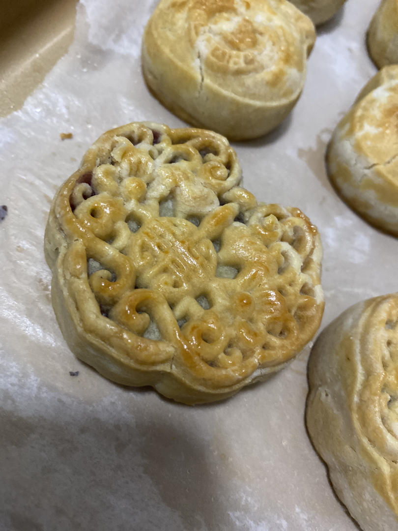 琼式月饼，苏广合体，软而不韧、酥而不脆