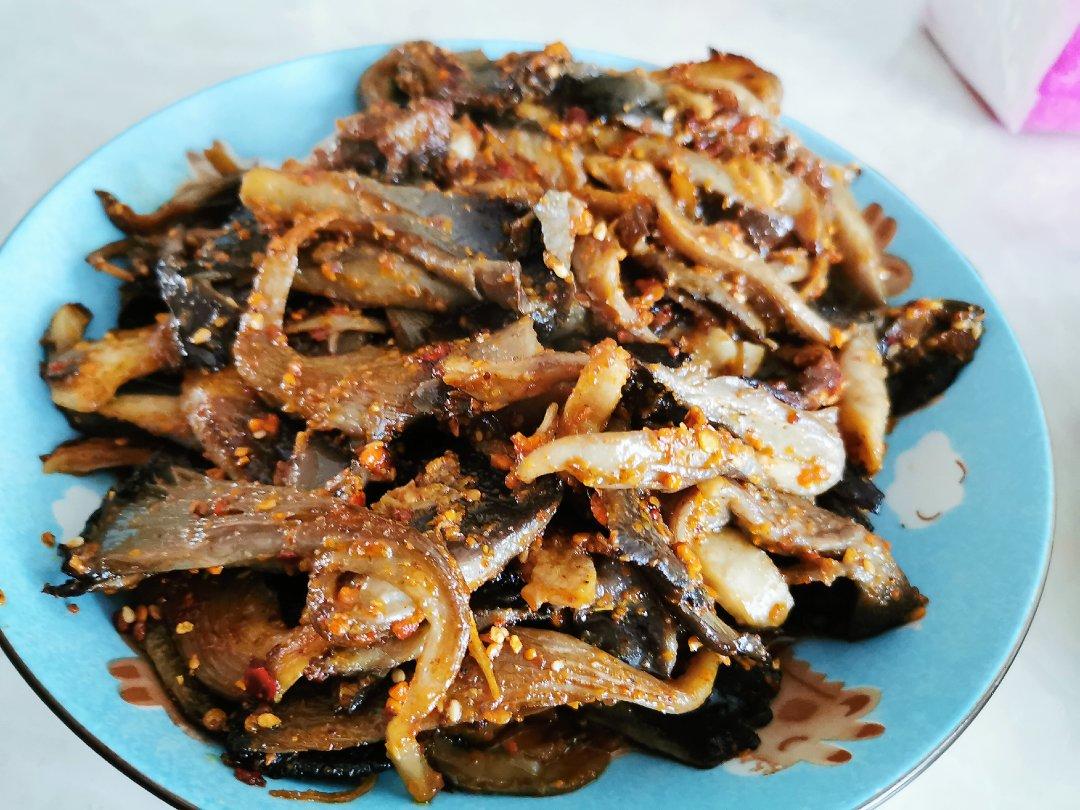 干煸平菇（有肉的味道）