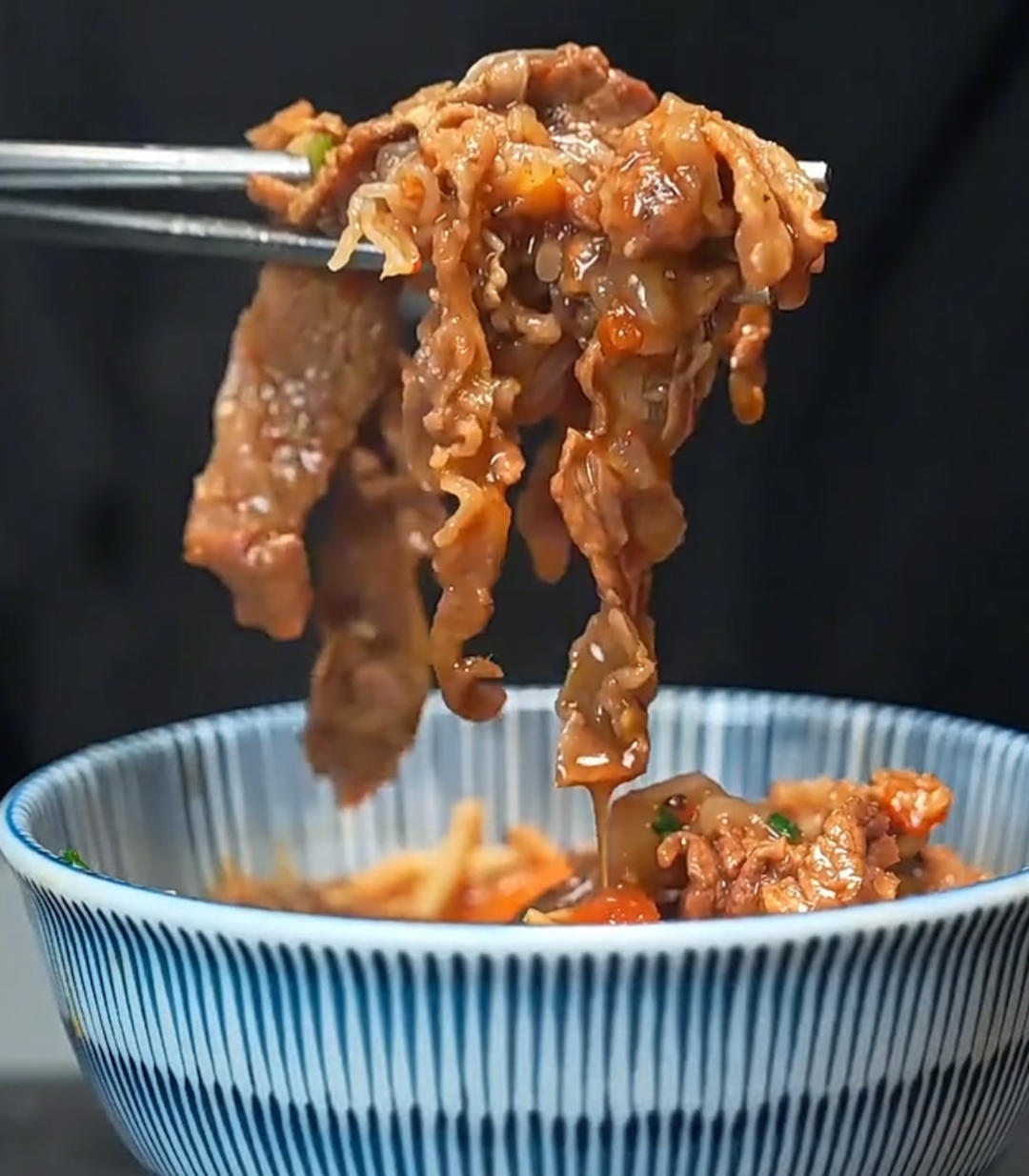 无水蔬菜炖肥牛的做法