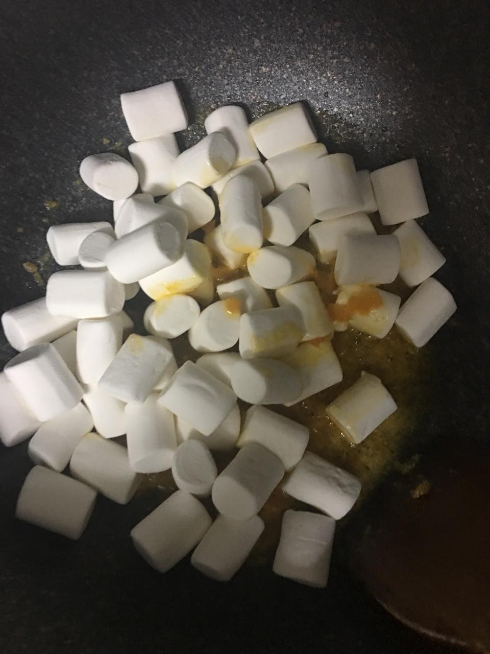 超简单又好吃的雪花酥