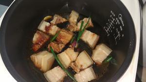 酸菜红烧肉（电饭锅版）的做法 步骤3