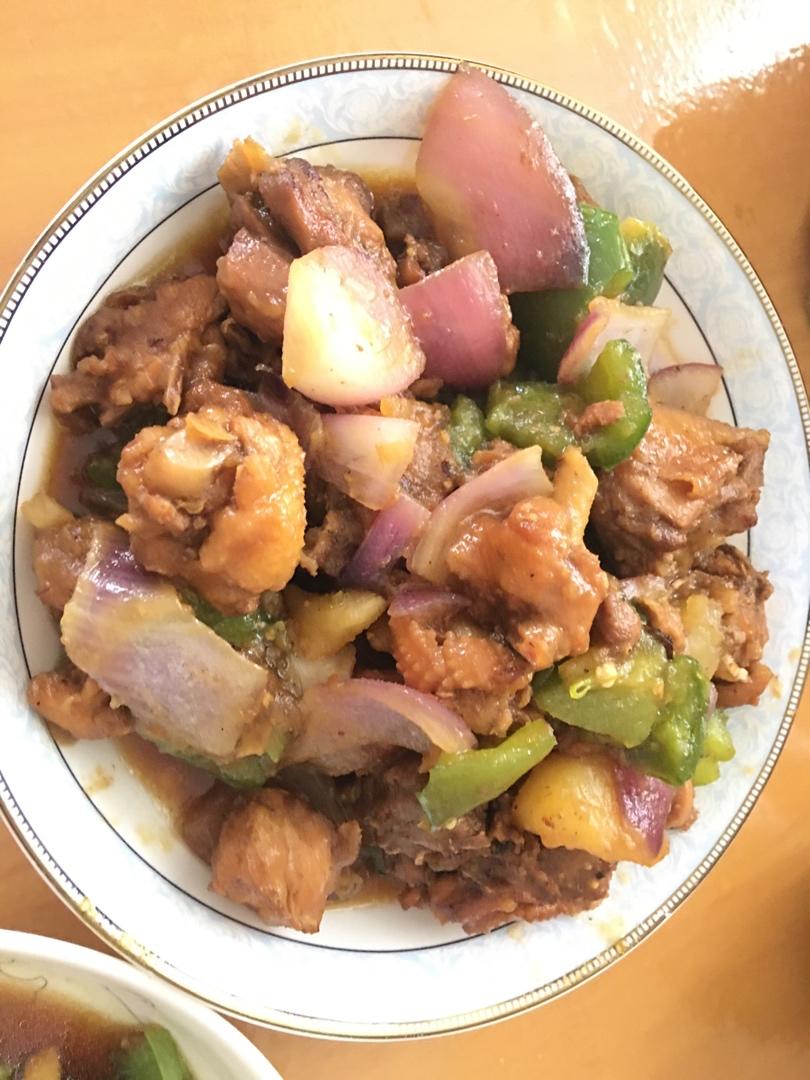 新疆沙湾大盘鸡