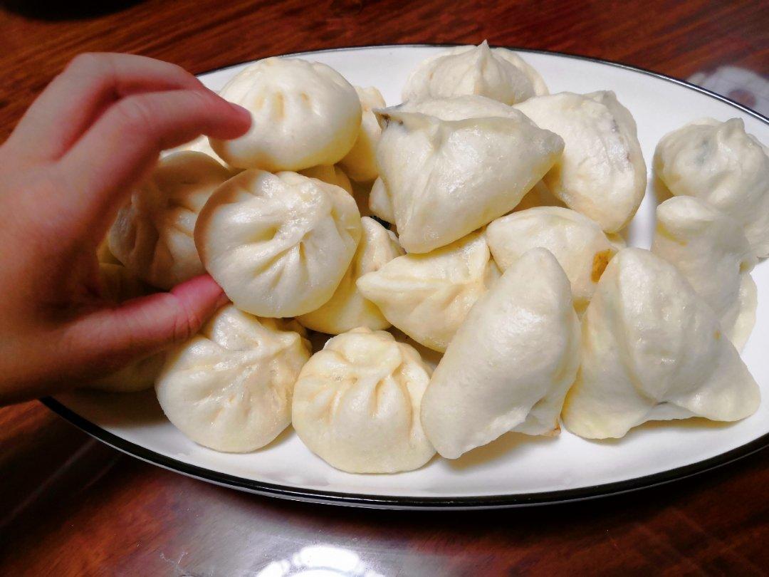 自煮家乐做的黑芝麻甜包子