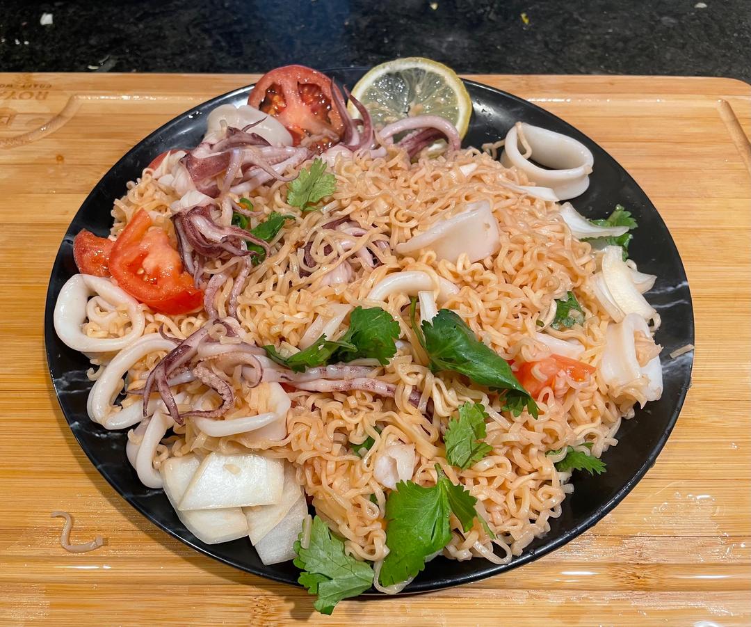 海鲜mama拌面的做法