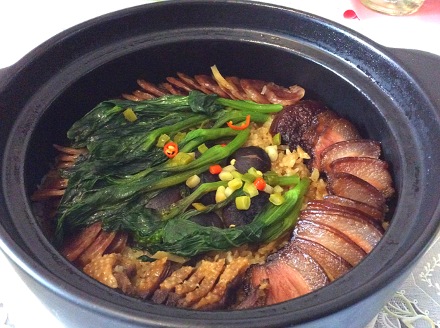 腊味煲仔饭