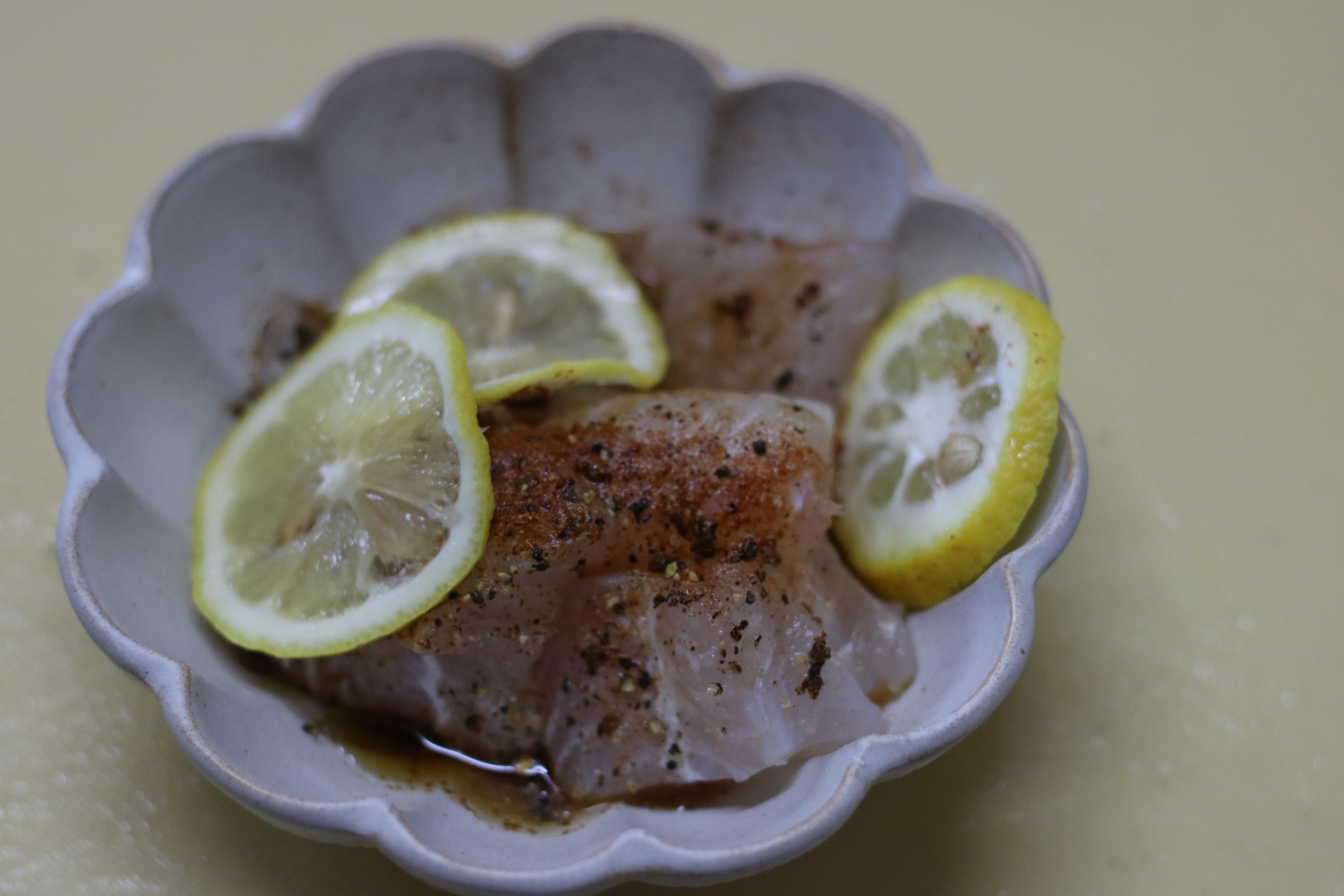 【北鼎烤箱食谱】烤巴沙鱼沙拉的做法 步骤2