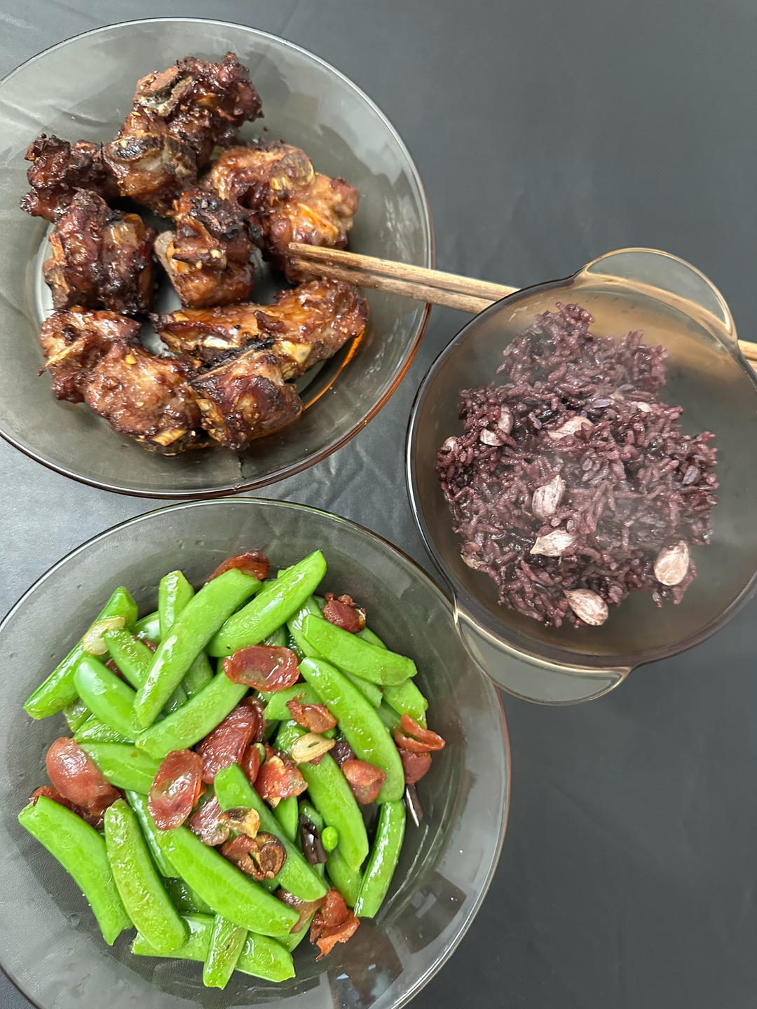 甜豆炒腊肠｜不作妖的脆嫩鲜甜