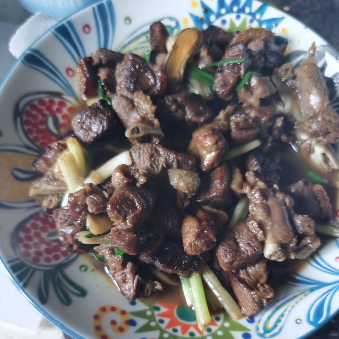 【香喷喷炒鸭肉】红烧鸭肉鸭腿