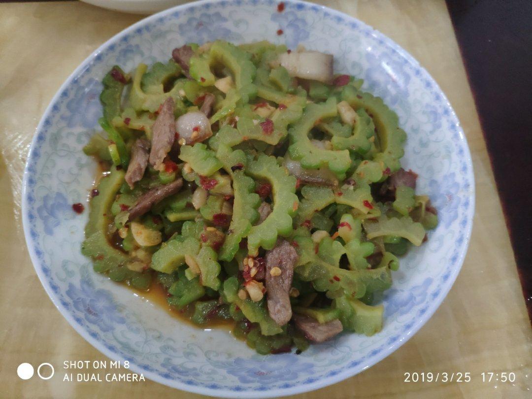 苦瓜炒肉