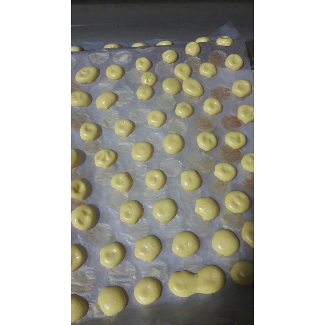 宝宝奶香蛋黄小溶豆