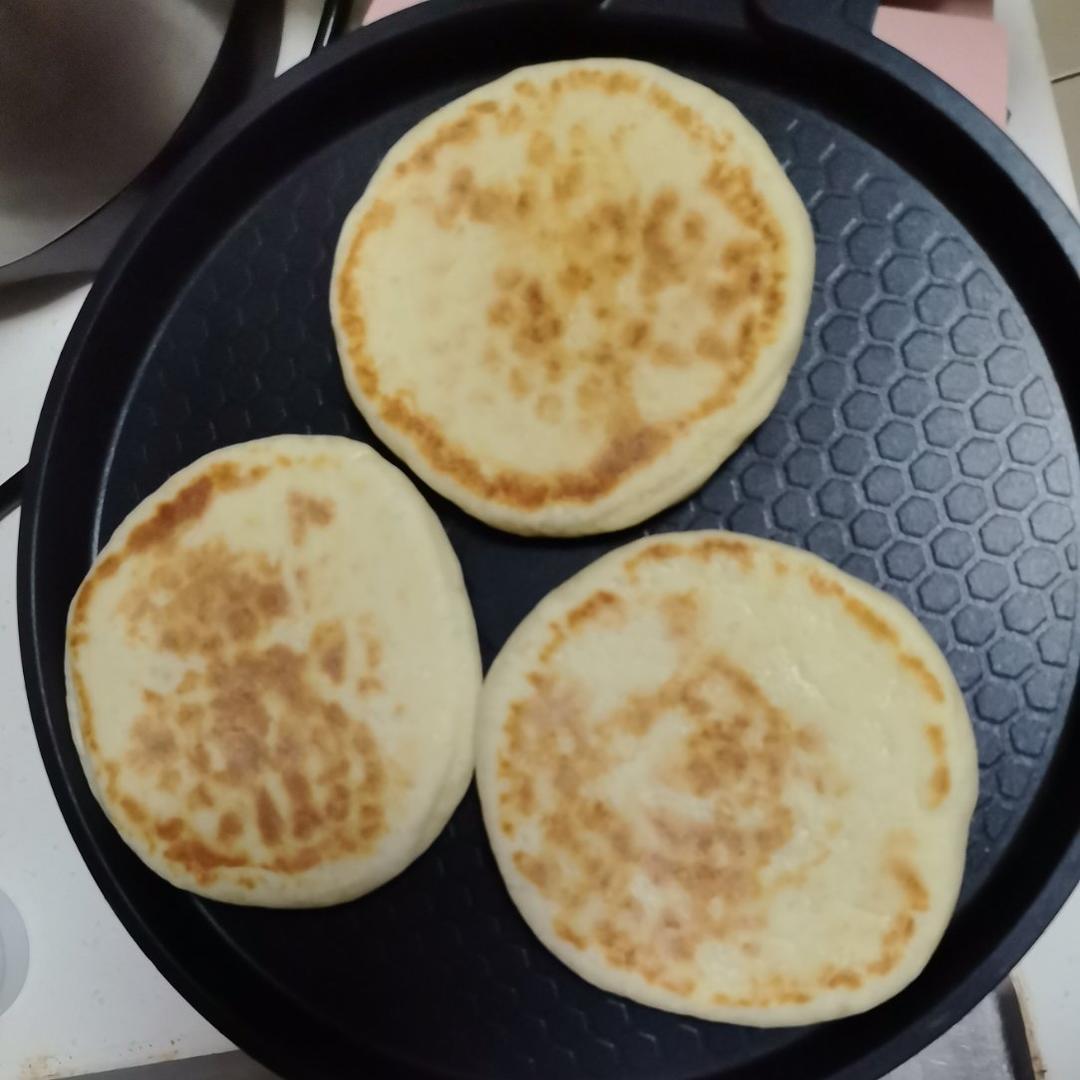 奶香发面饼 万能小饼 奶香面香味十足 附细节视频详解