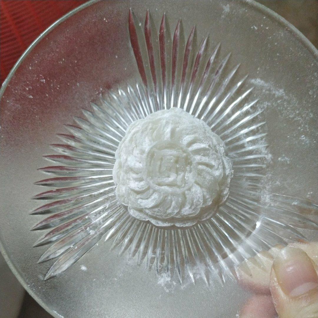 冰皮豆沙月饼