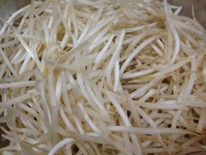 爱心绿豆芽❤️掐菜烧海米的做法 步骤1