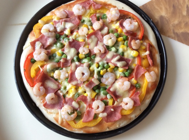 厚底鲜虾培根披萨