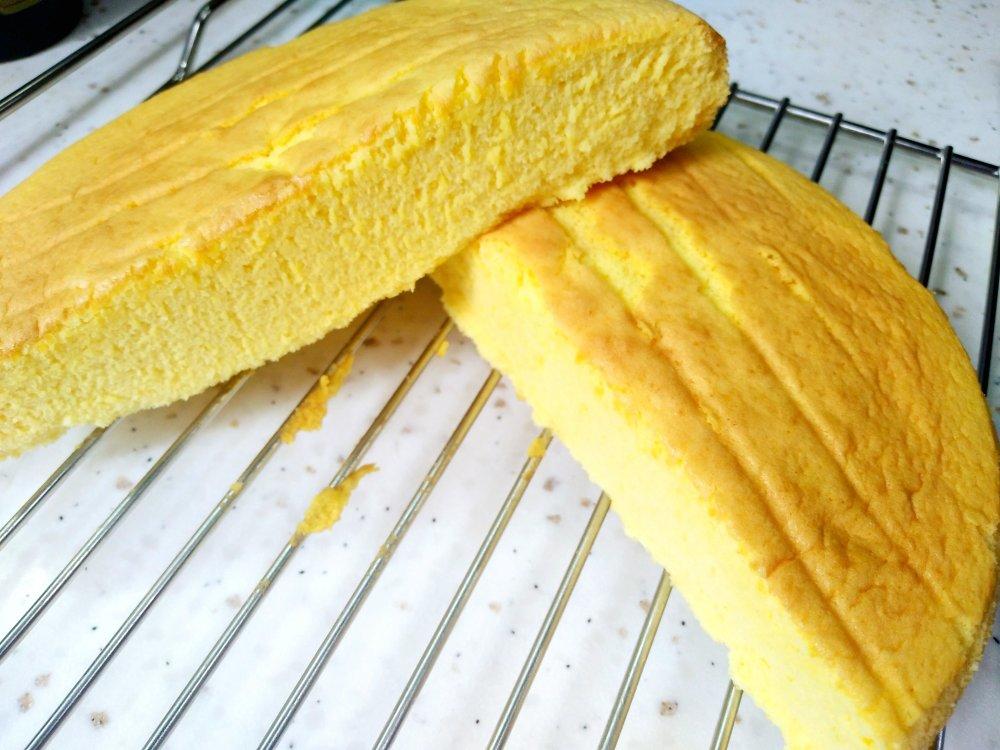 烤箱做蛋糕（戚风蛋糕的做法）