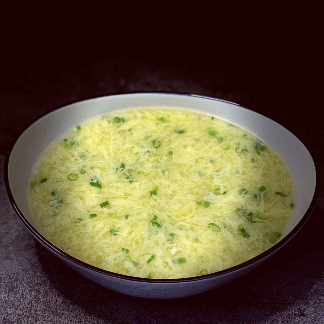 鹏妈在奔跑做的一碗漂亮又鲜嫩无比的基础蛋花汤