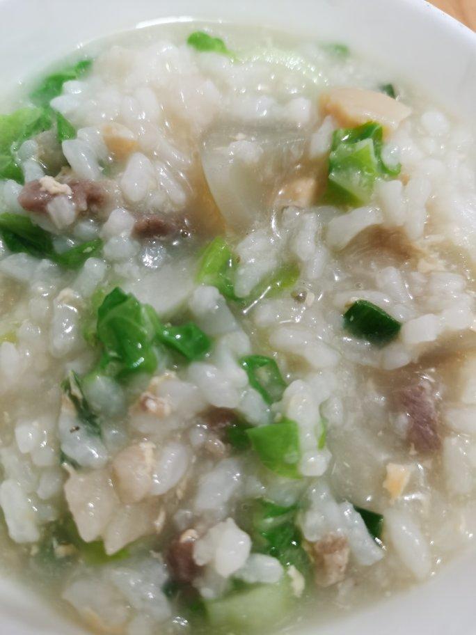 妈妈👩教我做的皮蛋瘦肉粥🥣简单快捷美味😋