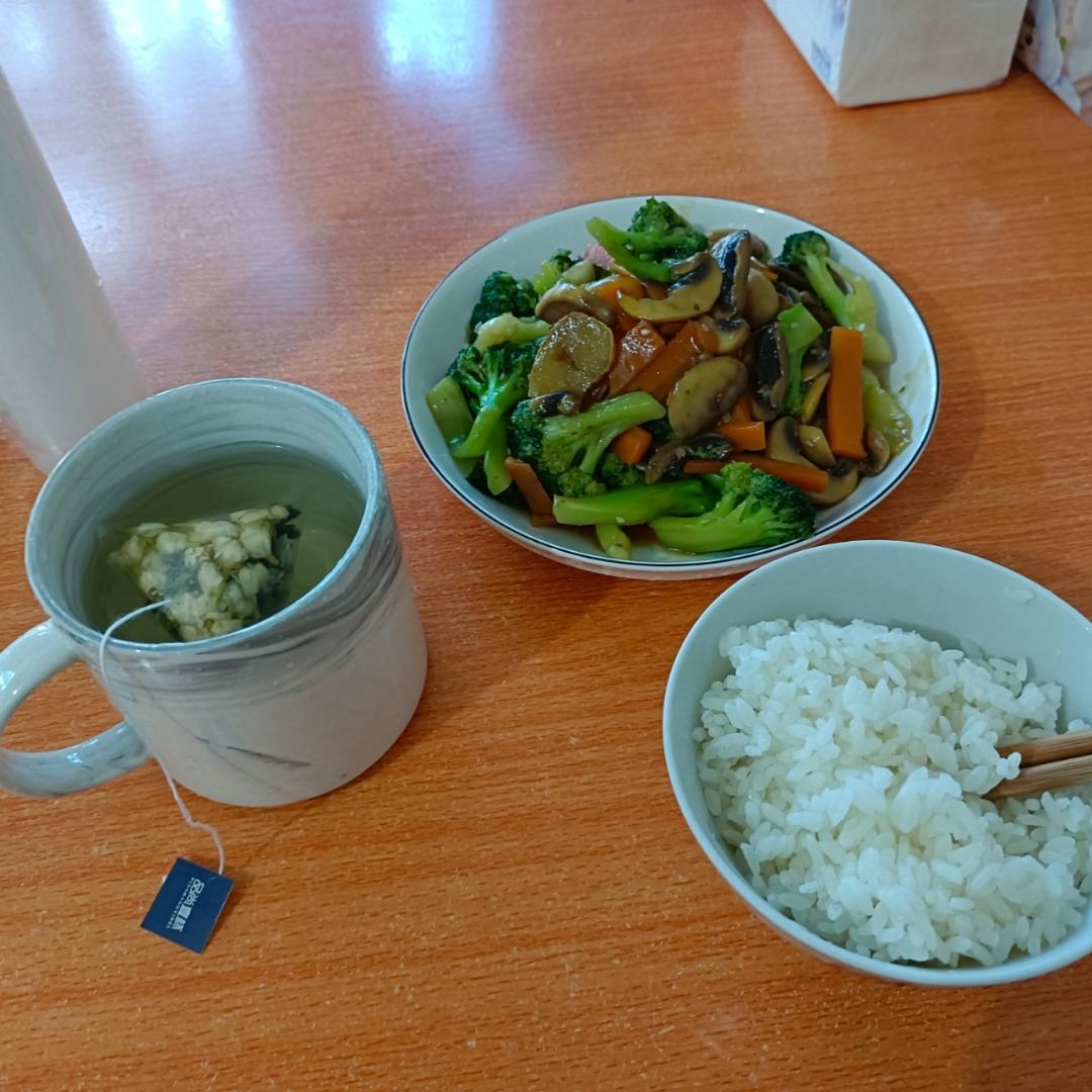 口蘑西蓝花
