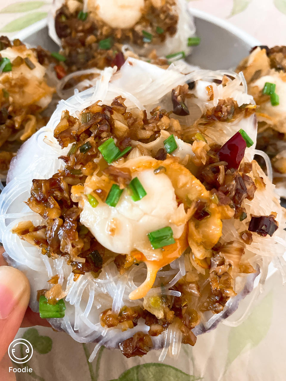 蒜蓉粉丝蒸扇贝粉丝入味有诀窍