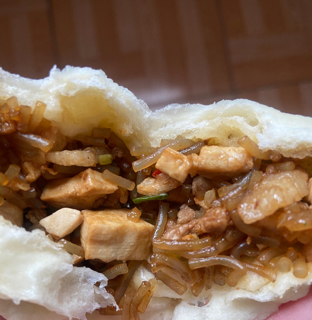 小贴士包子包的不好看,好吃就行97上传你做的电饭锅蒸粉丝豆腐包