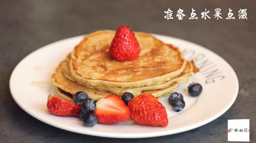 香蕉松饼：无油无糖做出精致的法式下午茶