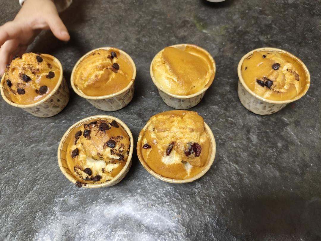 空气炸锅纸杯戚风蛋糕