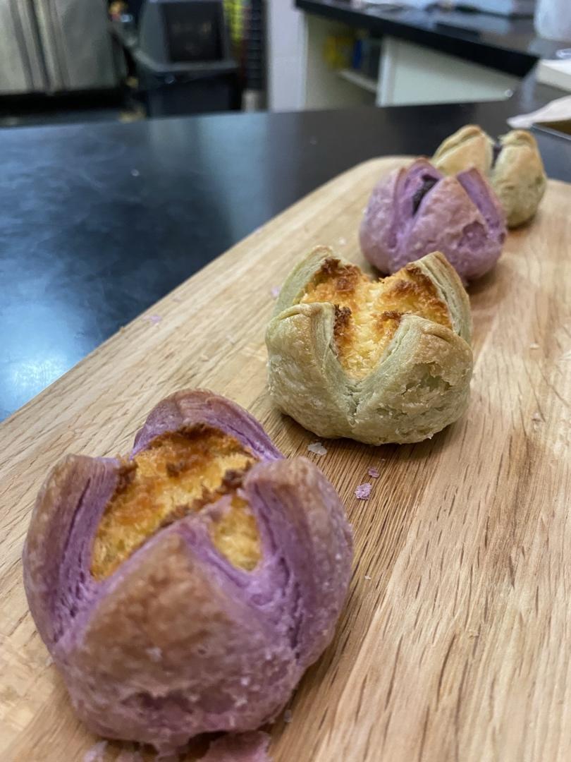 花开富贵之四种口味的椰蓉开口酥