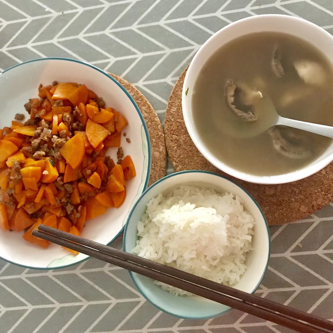 鲜掉眉毛口蘑汤