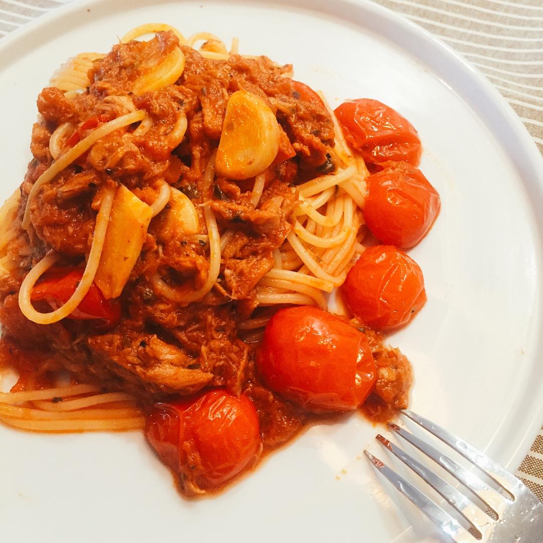 金枪鱼番茄酱意大利面 Spaghetti