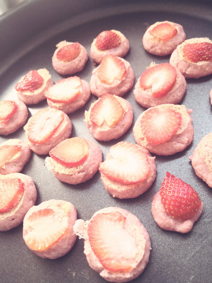 草莓小软饼 宝宝辅食食谱