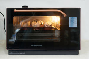 COUSS（卡士）蒸烤箱CO-730S试用之【香葱肉松纸杯蛋糕】的做法 步骤10
