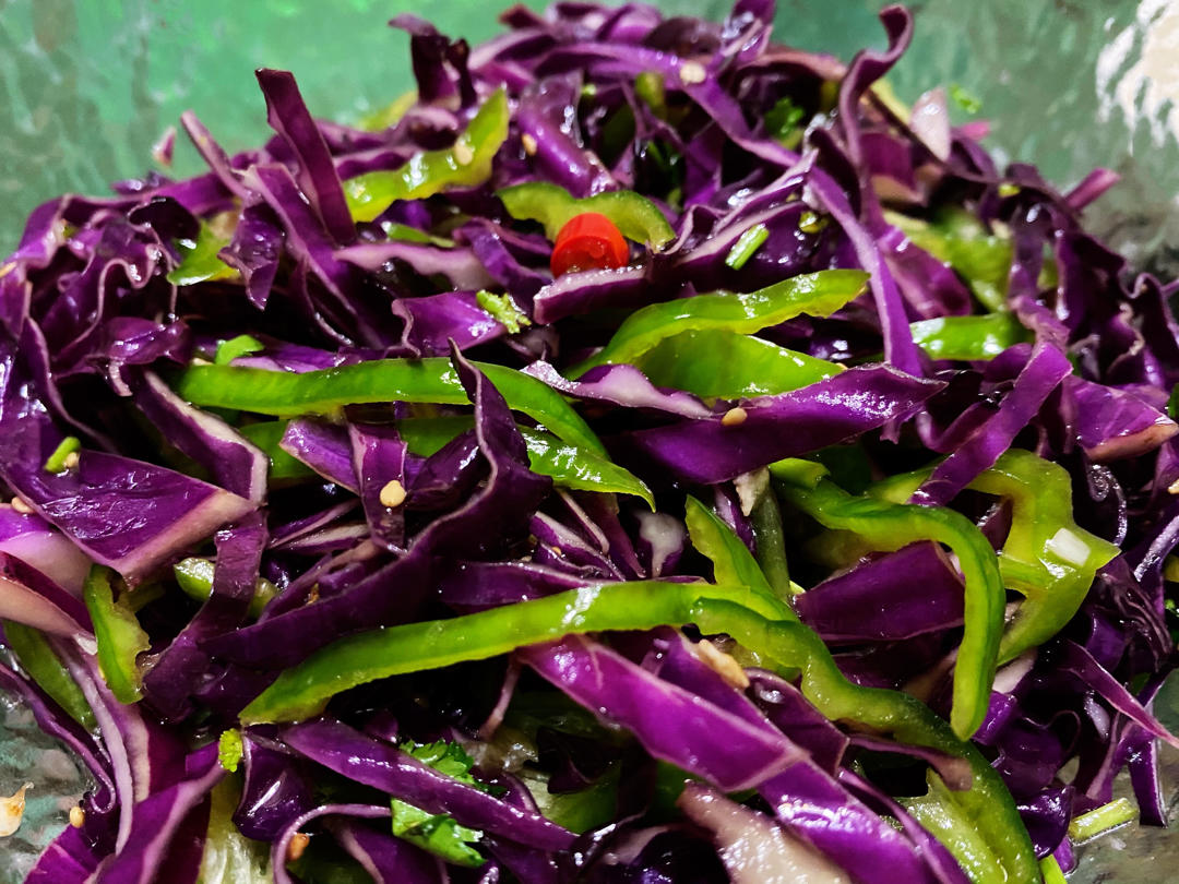 🔥清脆爽口的凉拌紫甘蓝，喜欢吃凉菜的朋友一定不要错过哦😄