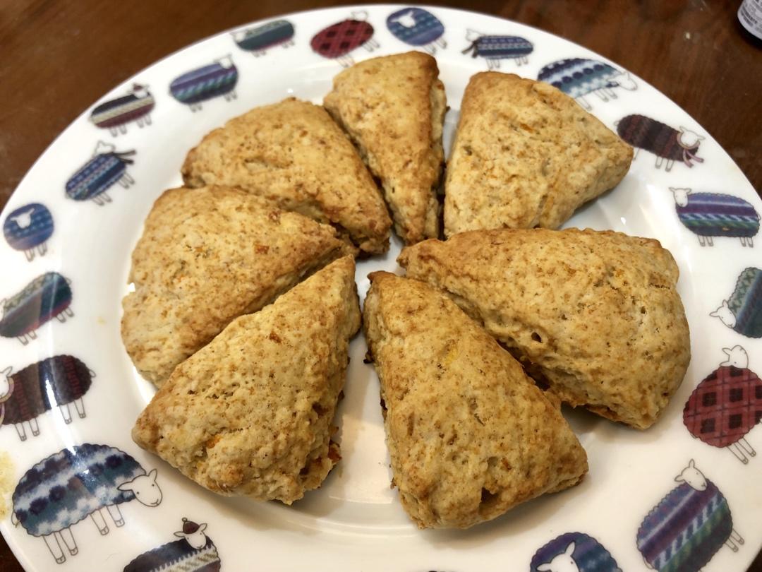 纯素橙皮全麦司康