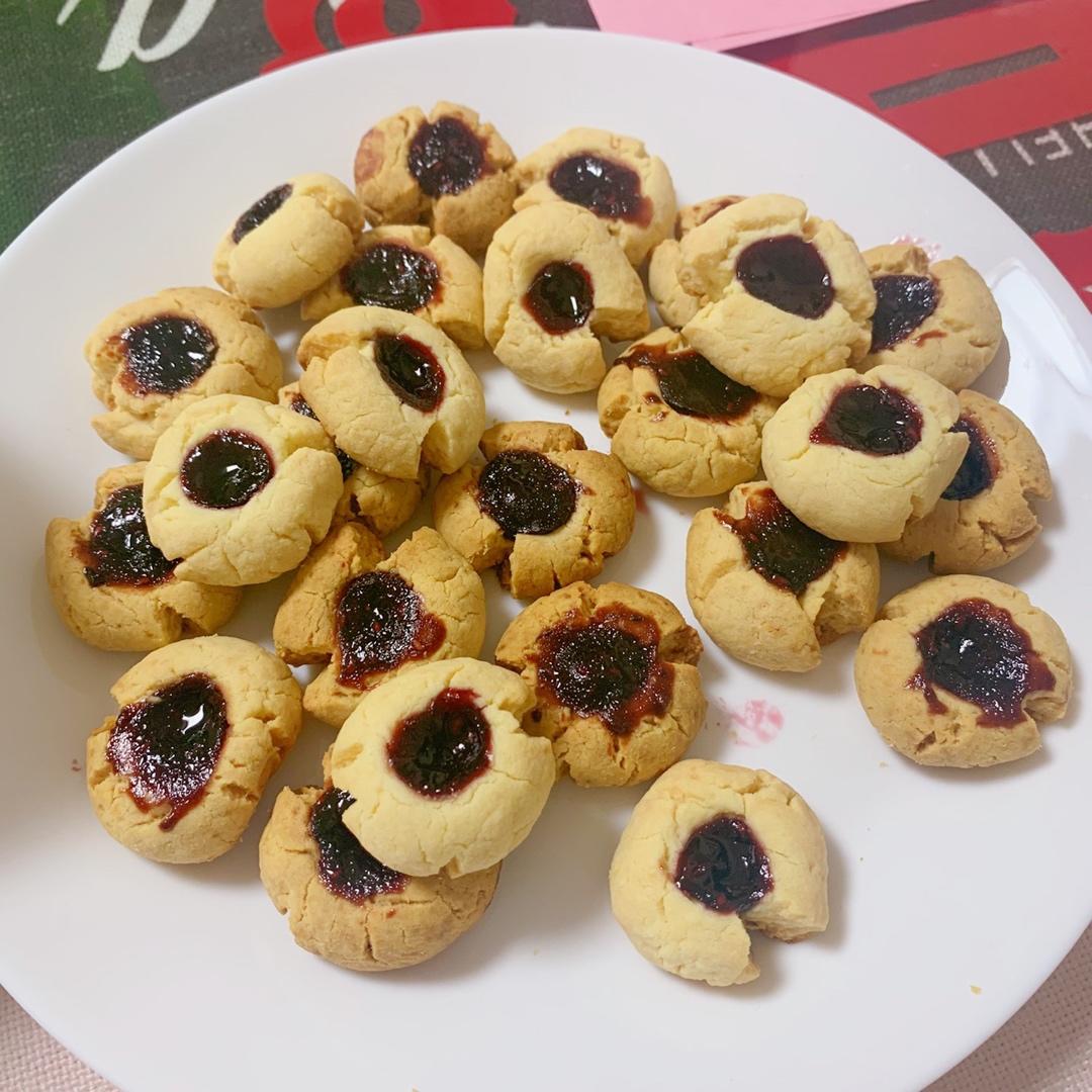 特浓奶香果酱酥饼