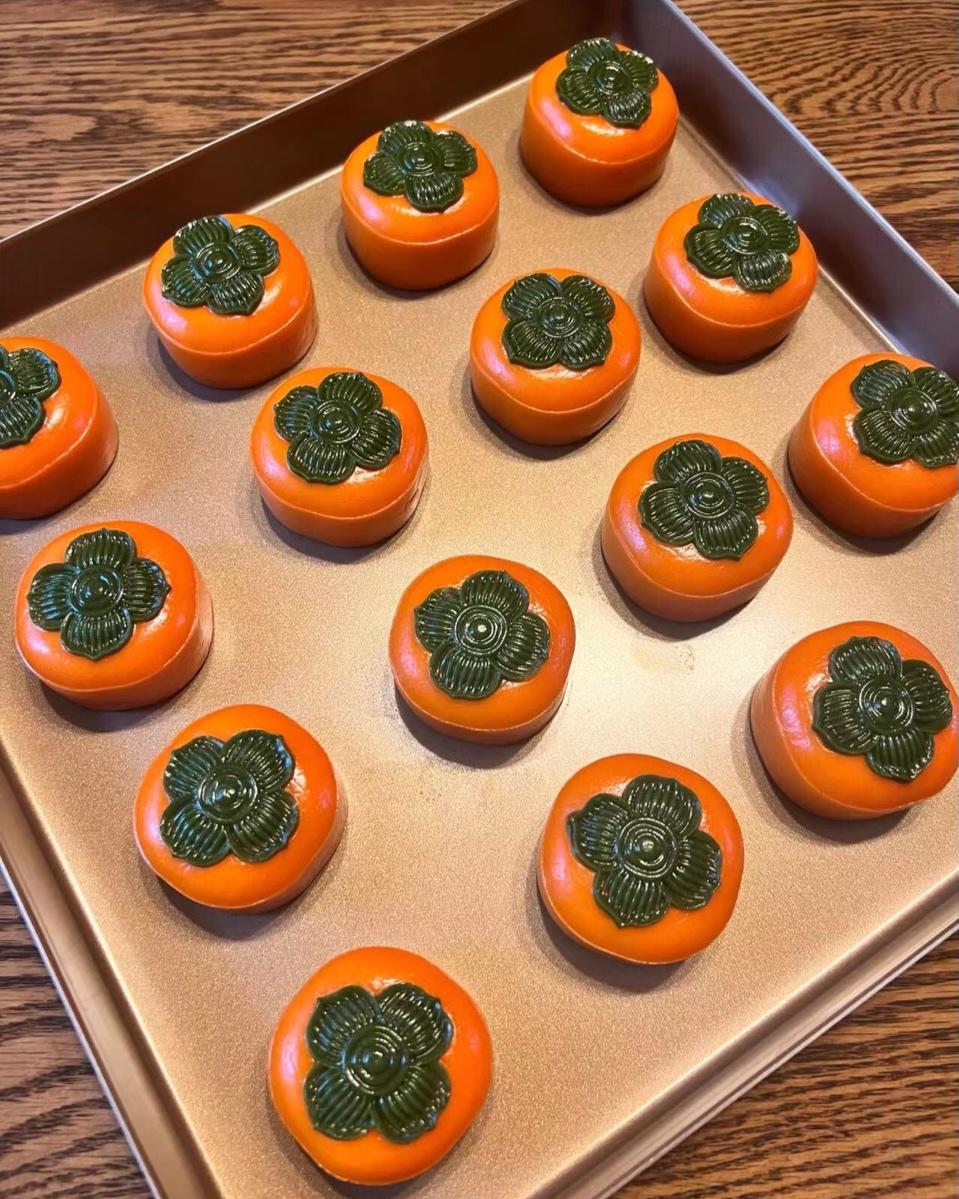 全网独家（原创）柿柿如意—广式金沙奶黄月饼（内附视频做法）