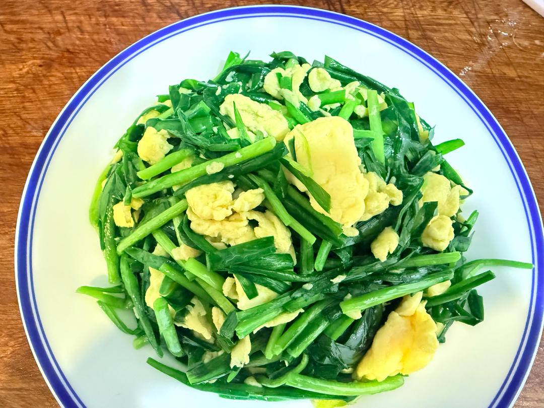 韭菜炒鸡蛋——三分钟快手下饭菜 掌握火候的秘诀