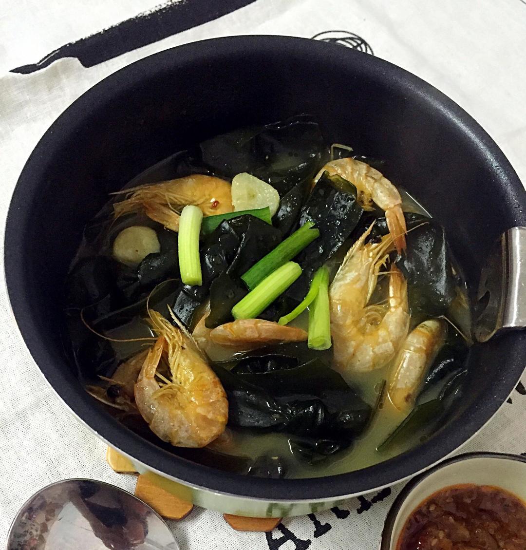酱香对虾海带汤的做法