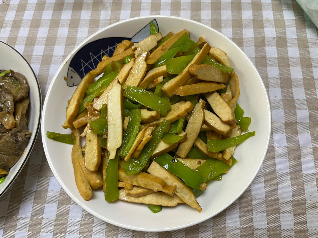 青椒炒豆干