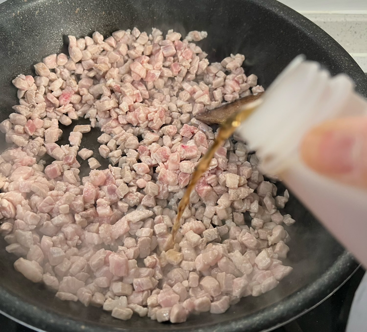 梅干菜酱肉包的做法 步骤8