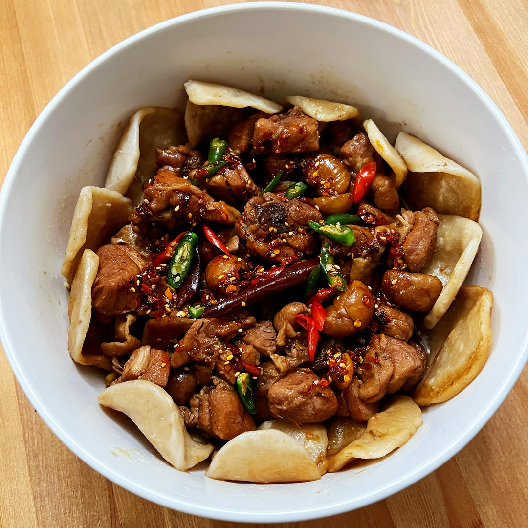 地锅鸡+自制红油【曼食慢语】