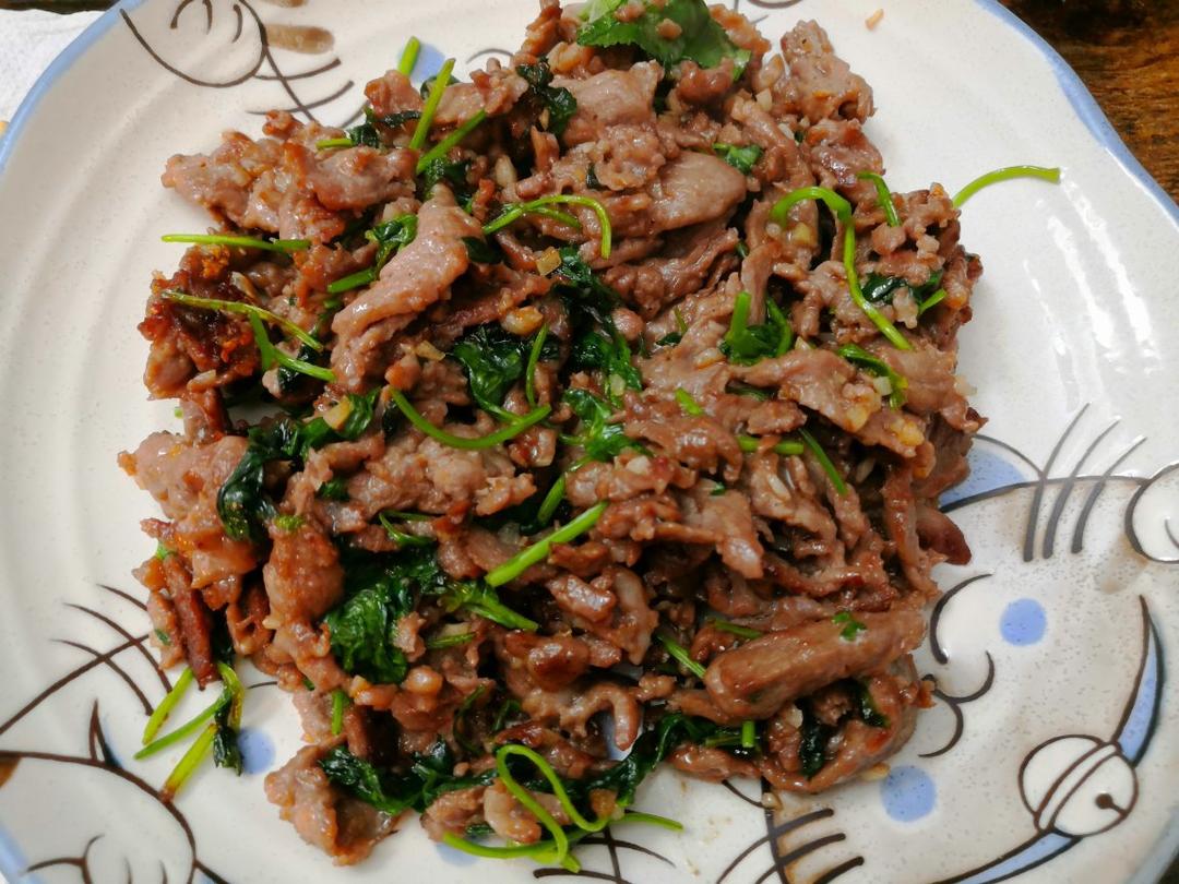 🔥嫩滑爽口的香菜炒牛肉🐂