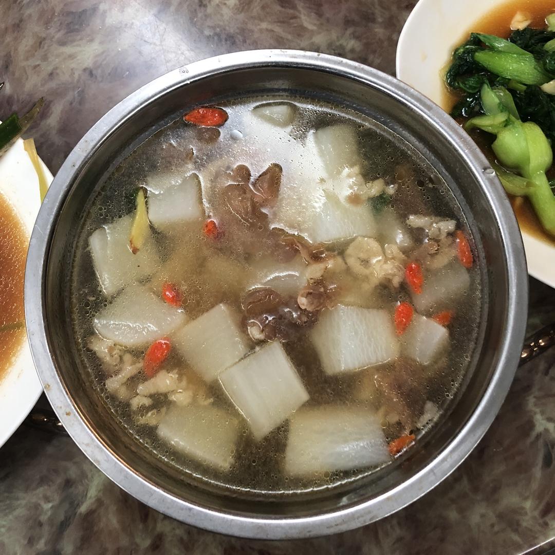 羊肉炖白萝卜