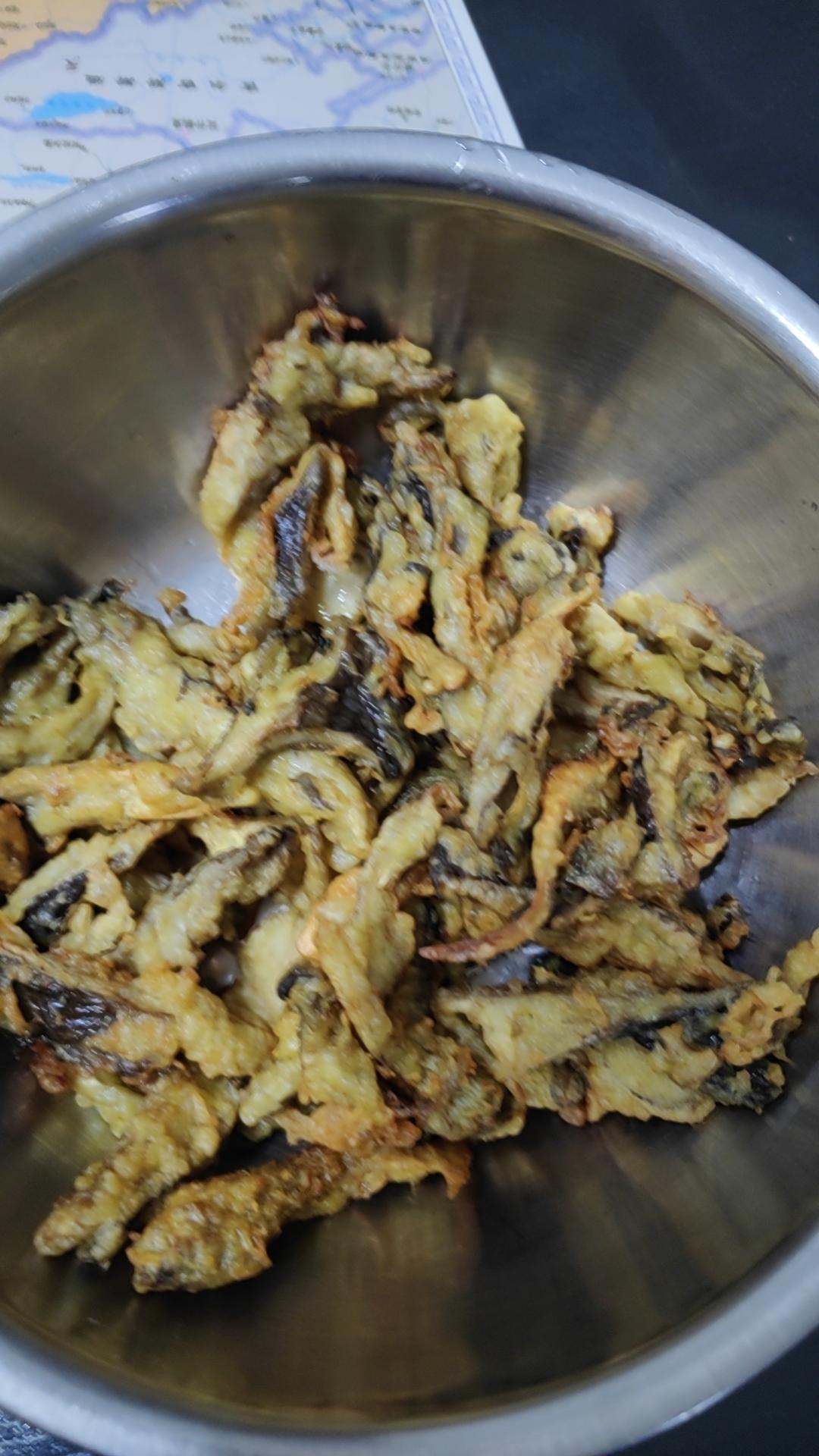 干炸蘑菇的做法，大人小孩都喜欢
