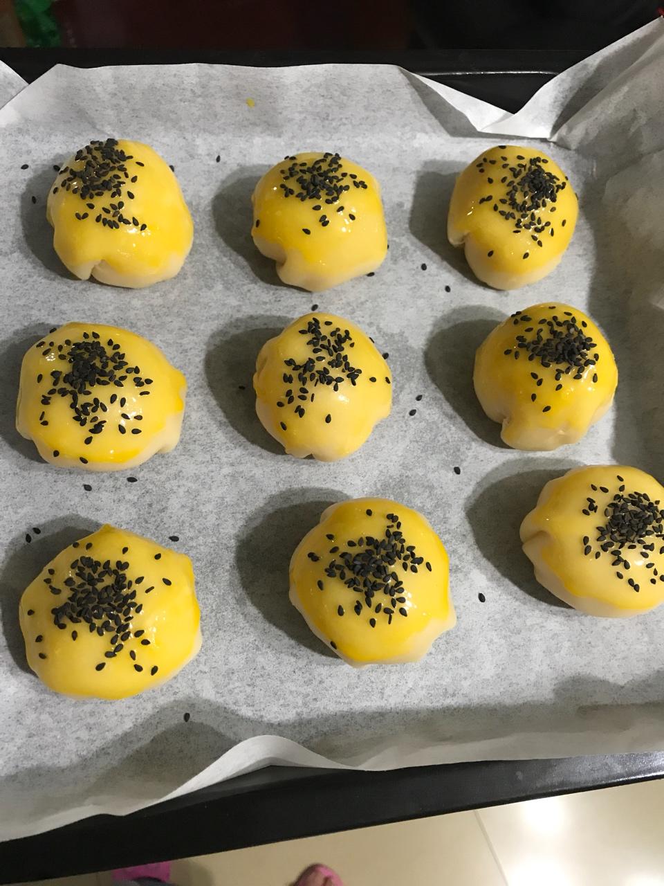 蛋黄酥：抹茶酥：（奶黄味）