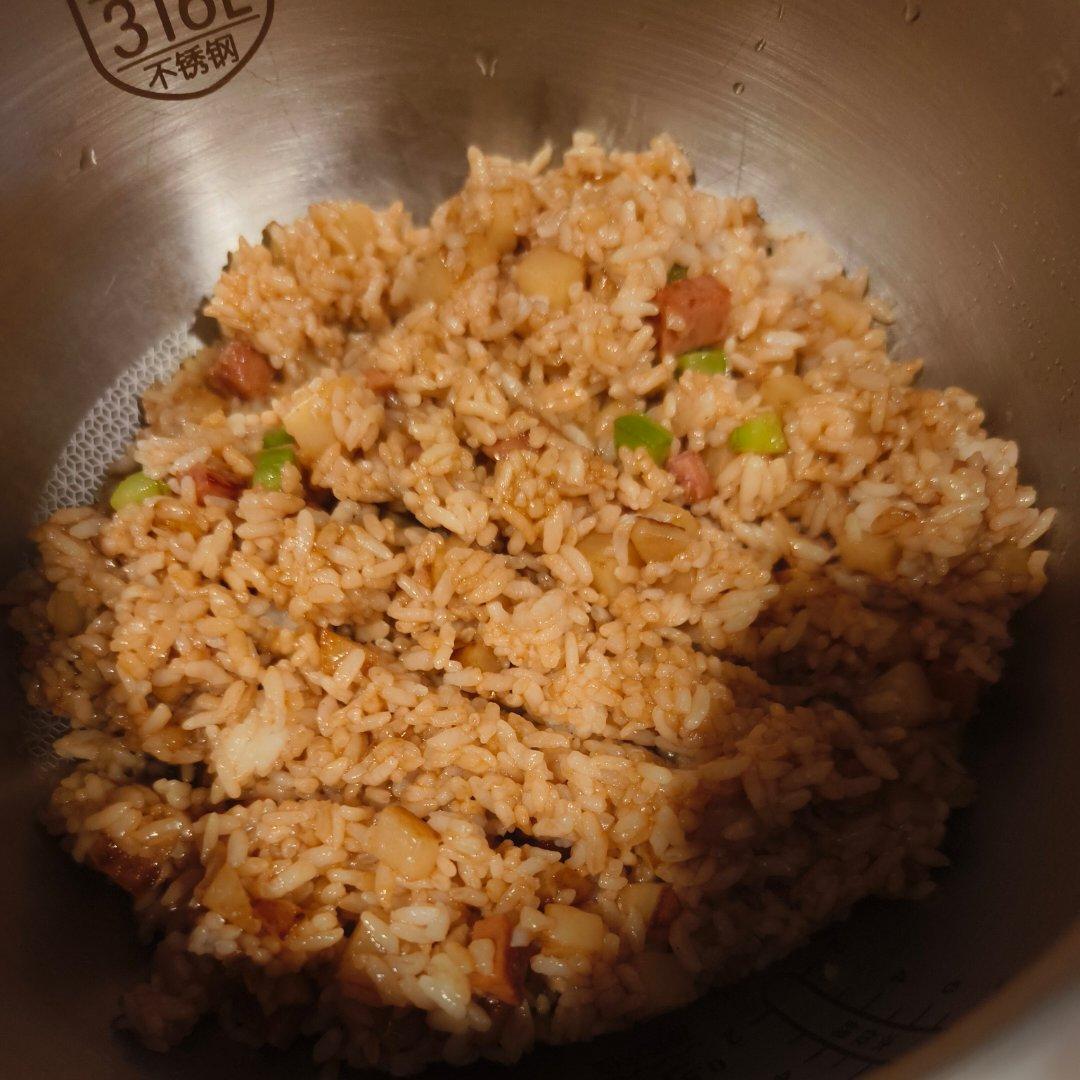 火腿土豆烩饭