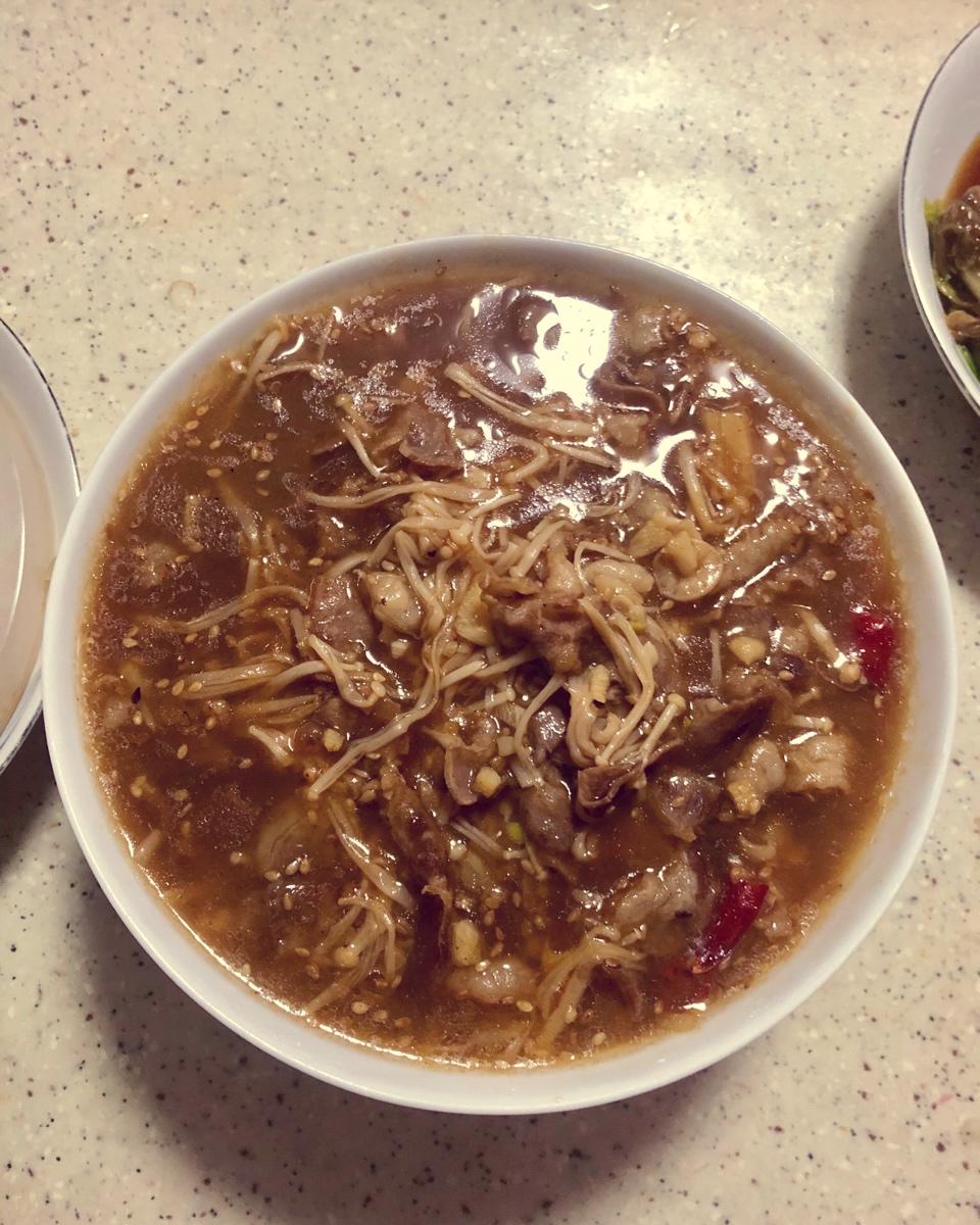 酸汤肥牛