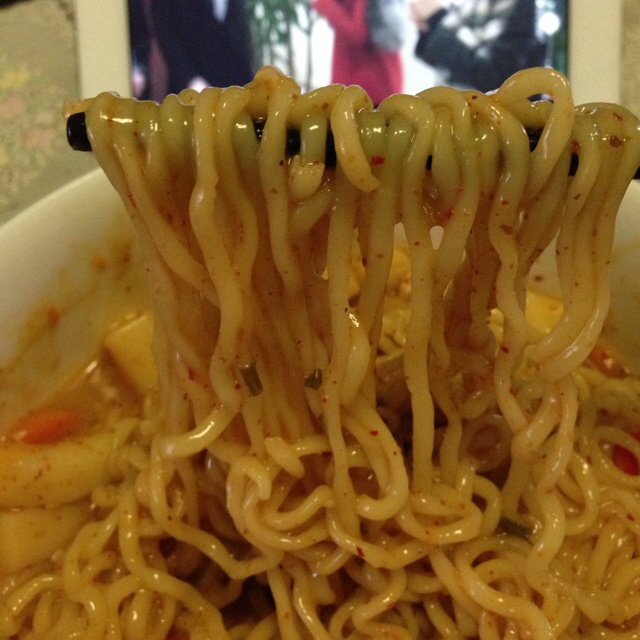 韩国辣酱汤面（辛拉面）