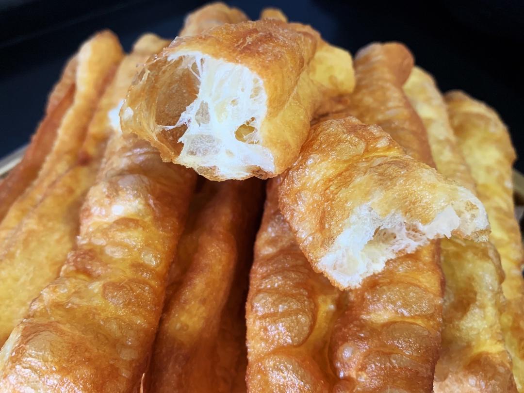 超好吃的鸡蛋酥脆油条