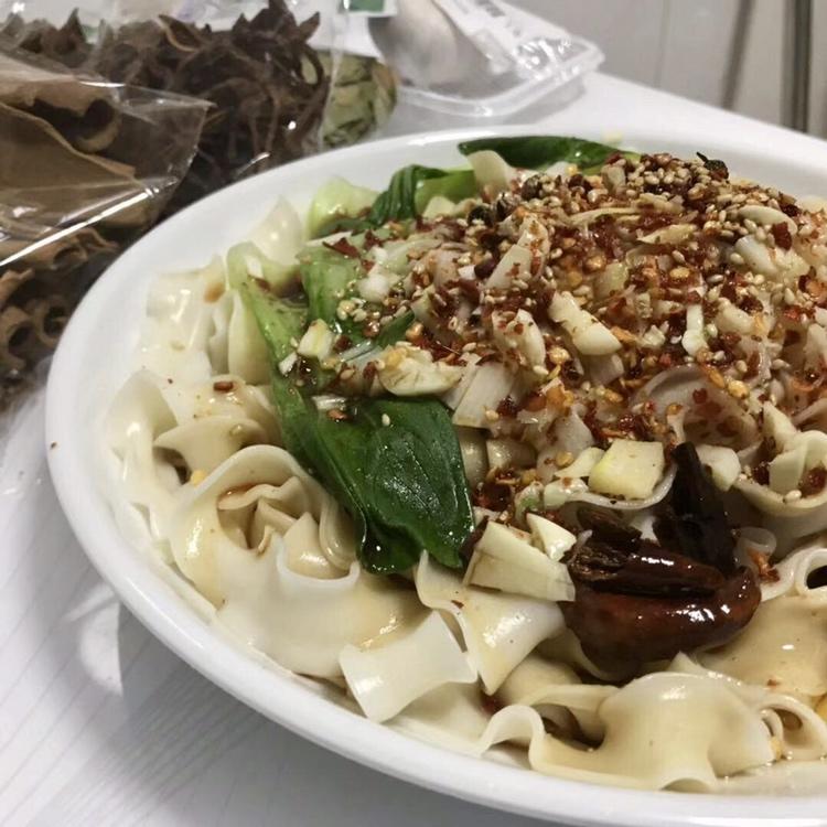 油泼面