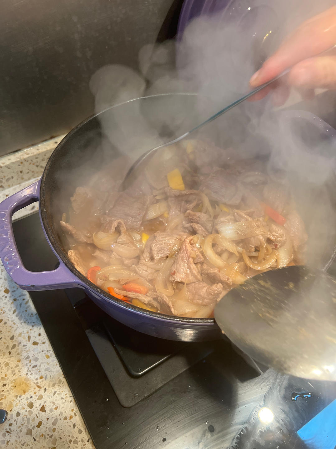 洋葱炒牛肉